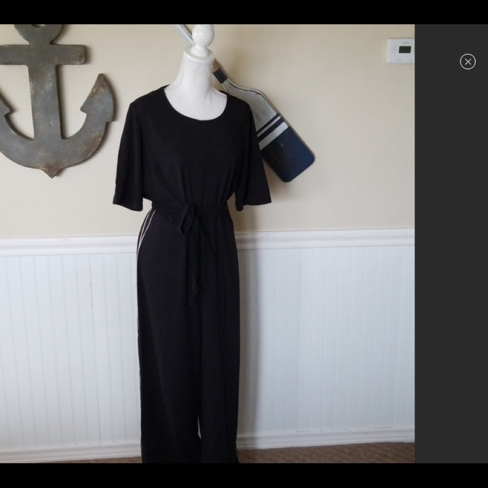 Simply Vera Wang romper